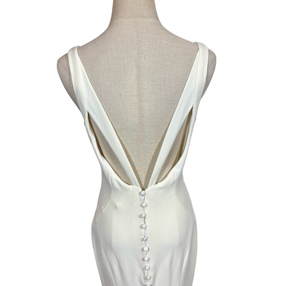 Essense of Australia D2473 Plunging Illusion Tulle Mermaid Train Wedding Dress - Picture 12 of 16